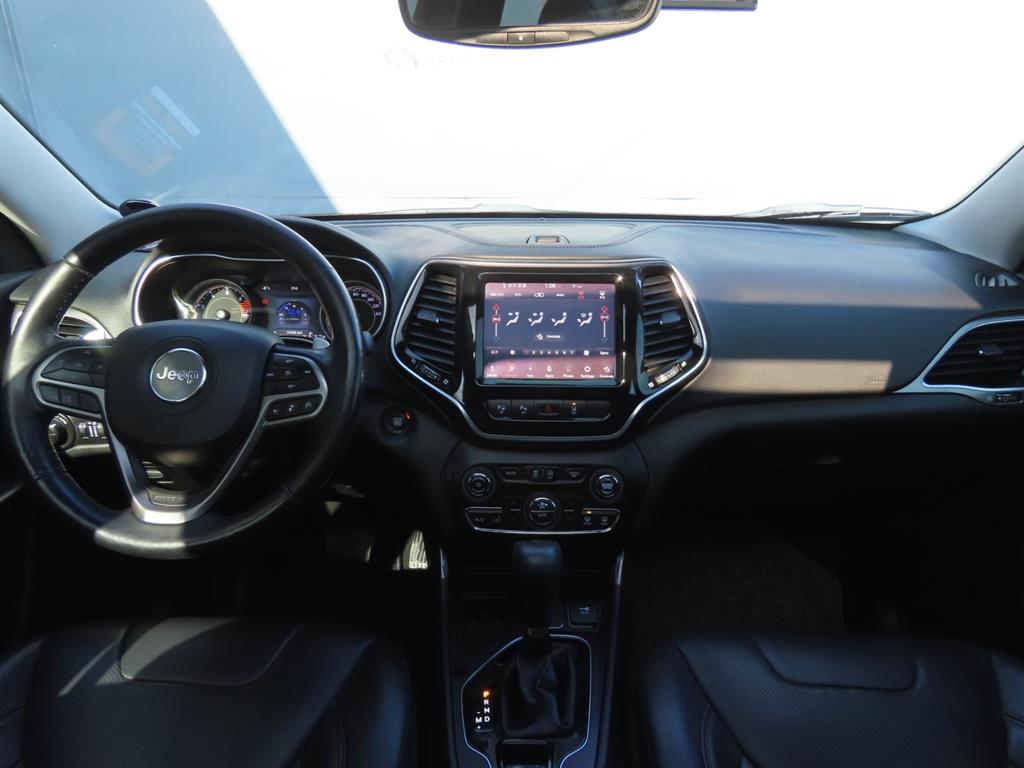 Jeep Cherokee - Vista 11