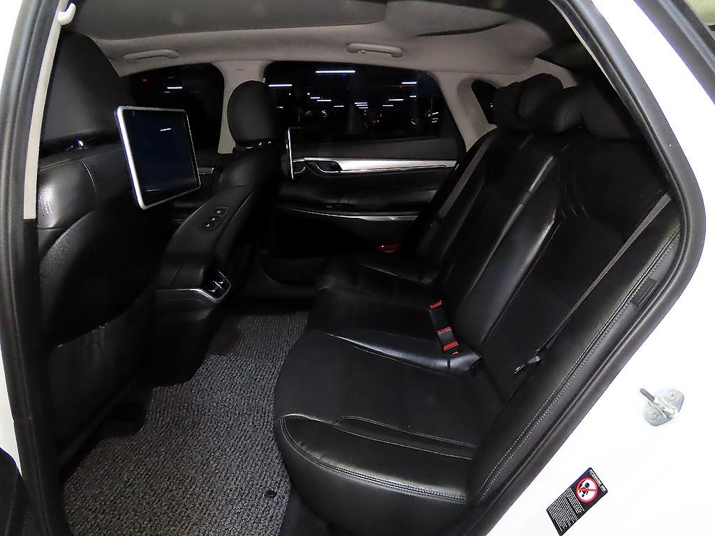 HYUNDAI Grandeur - Vista 7