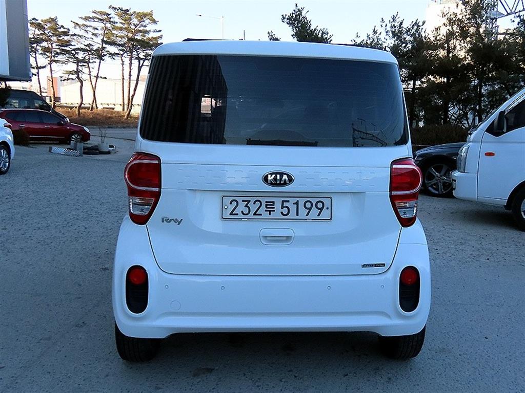KIA Ray - Vista 4