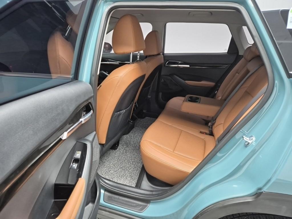 KIA Seltos - Vista 12