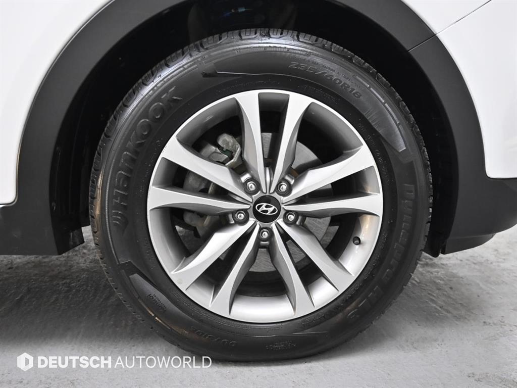 HYUNDAI Santa Fe - Vista 5