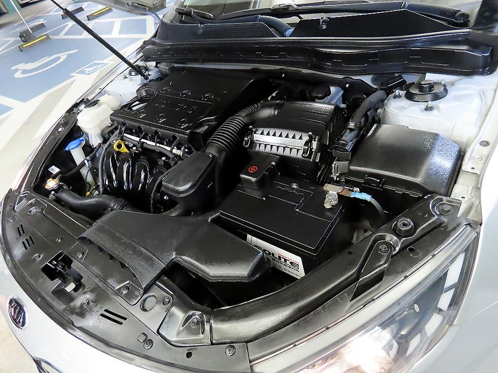 KIA K5 2011 Plateado - Importación desde Corea - HF Imports Iquique - Foto 19