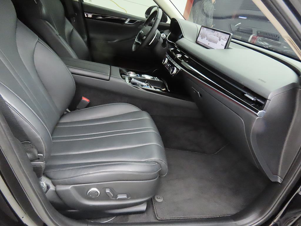 Genesis G80 - Vista 12