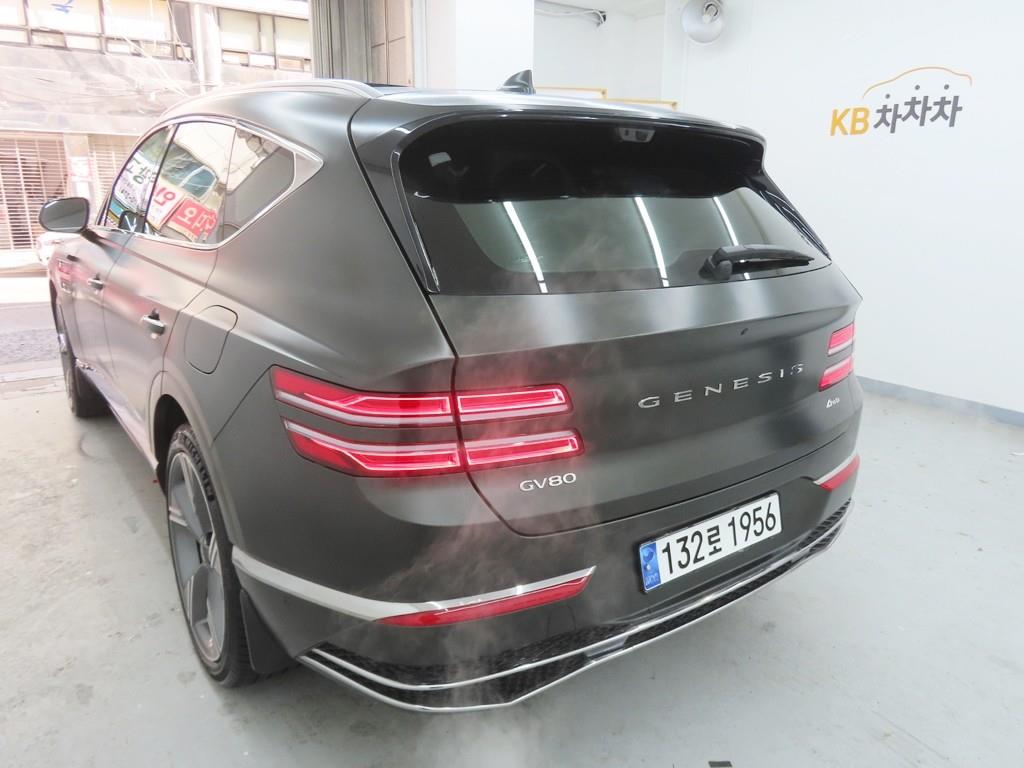 Genesis GV80 - Vista 4