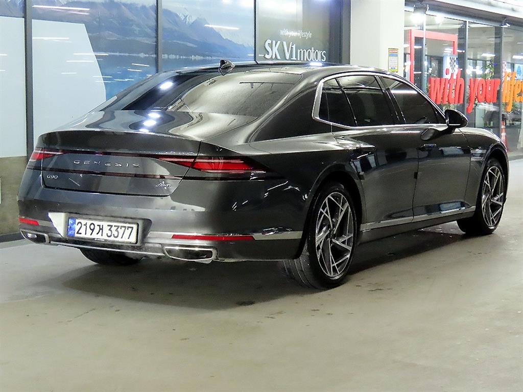 Genesis G90 - Vista 4