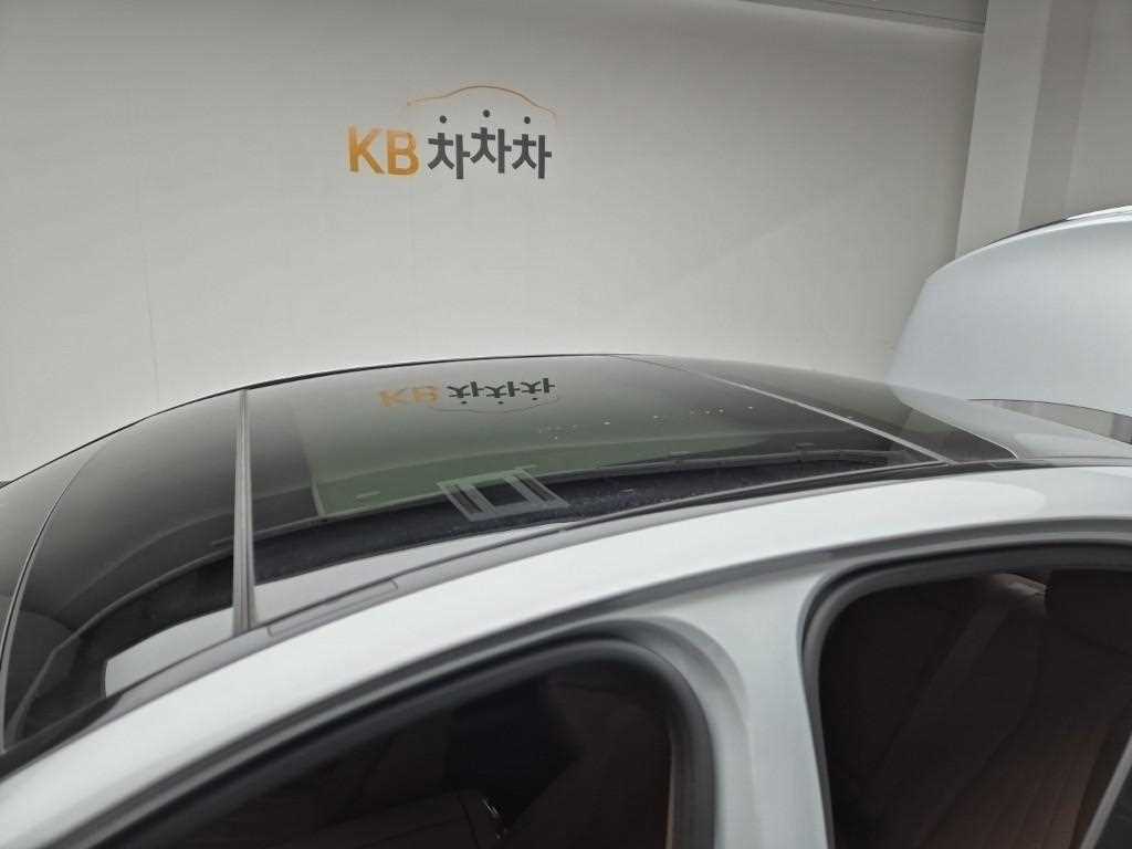 Mercedes Benz E class 2017 Plateado - Importación desde Corea - HF Imports Iquique - Foto 13