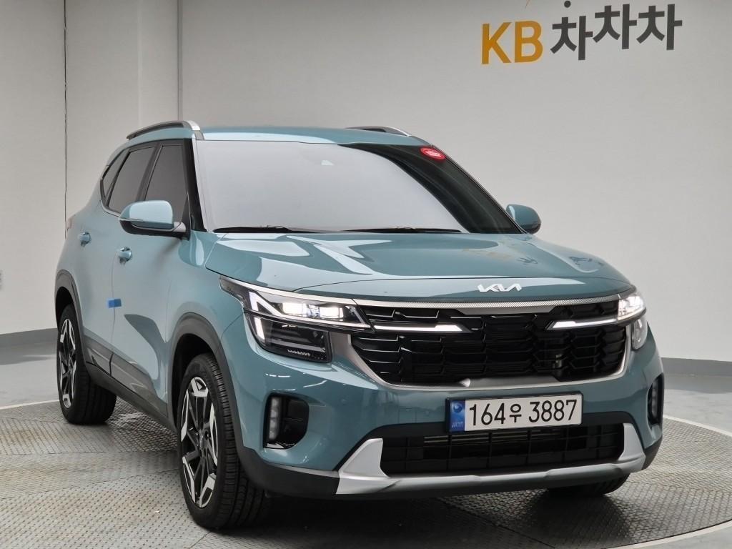 KIA Seltos - Vista 4