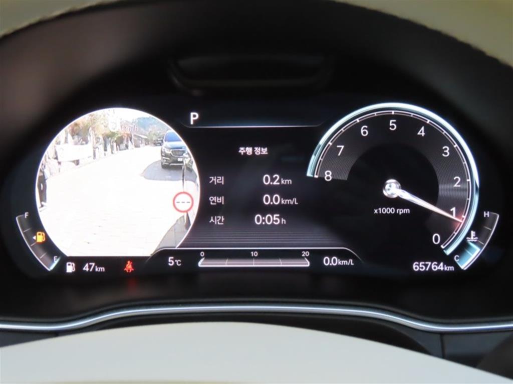 Genesis GV80 - Vista 9