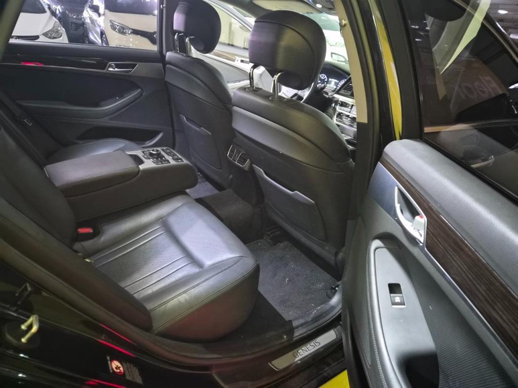Genesis G80 2018 Negro - Importación desde Corea - HF Imports Iquique - Foto 17