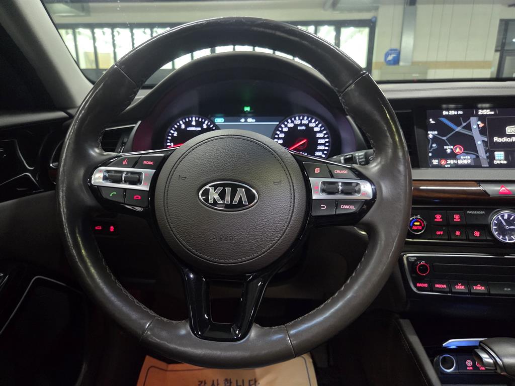 KIA K7 - Vista 6