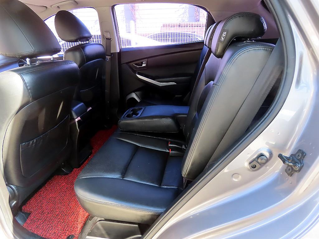 Ssangyong Korando - Vista 6