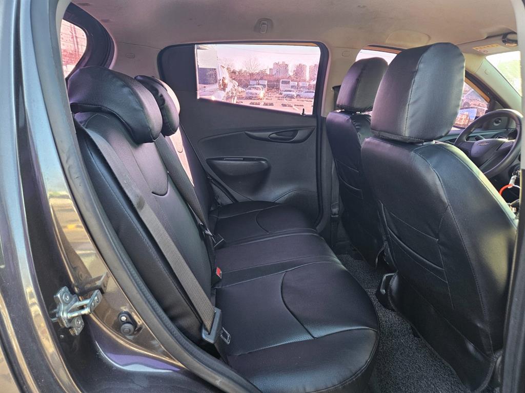 Chevrolet Spark 2016 Morado - Importación desde Corea - HF Imports Iquique - Foto 14