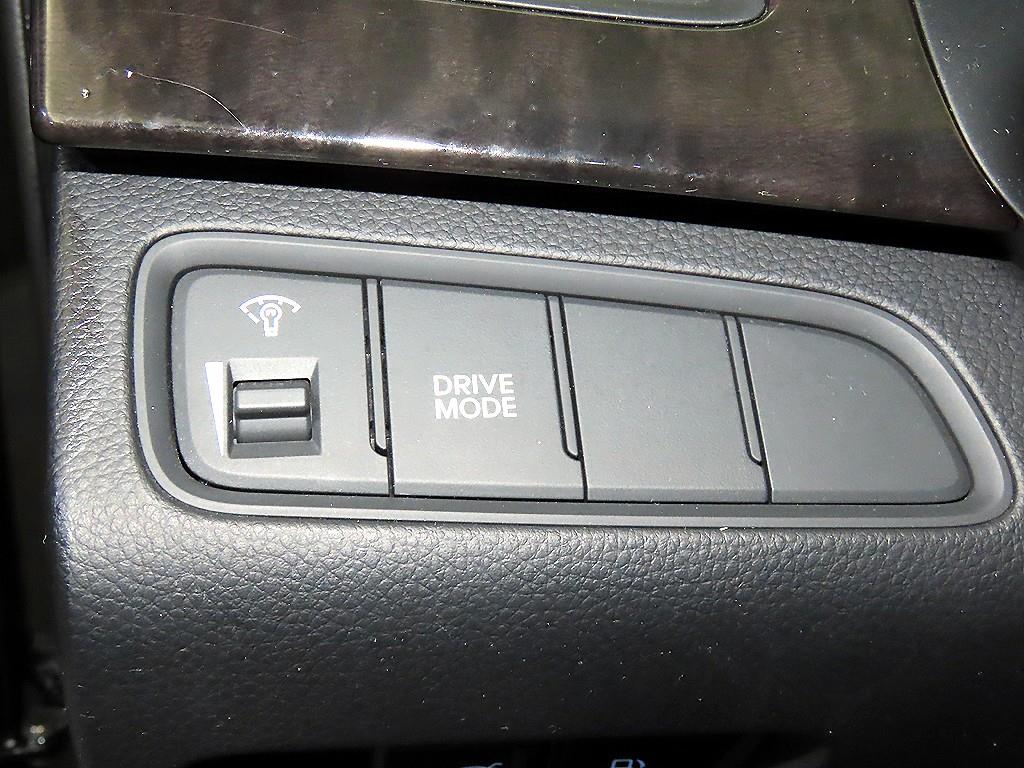 HYUNDAI Grandeur 2014 Negro - Importación desde Corea - HF Imports Iquique - Foto 14