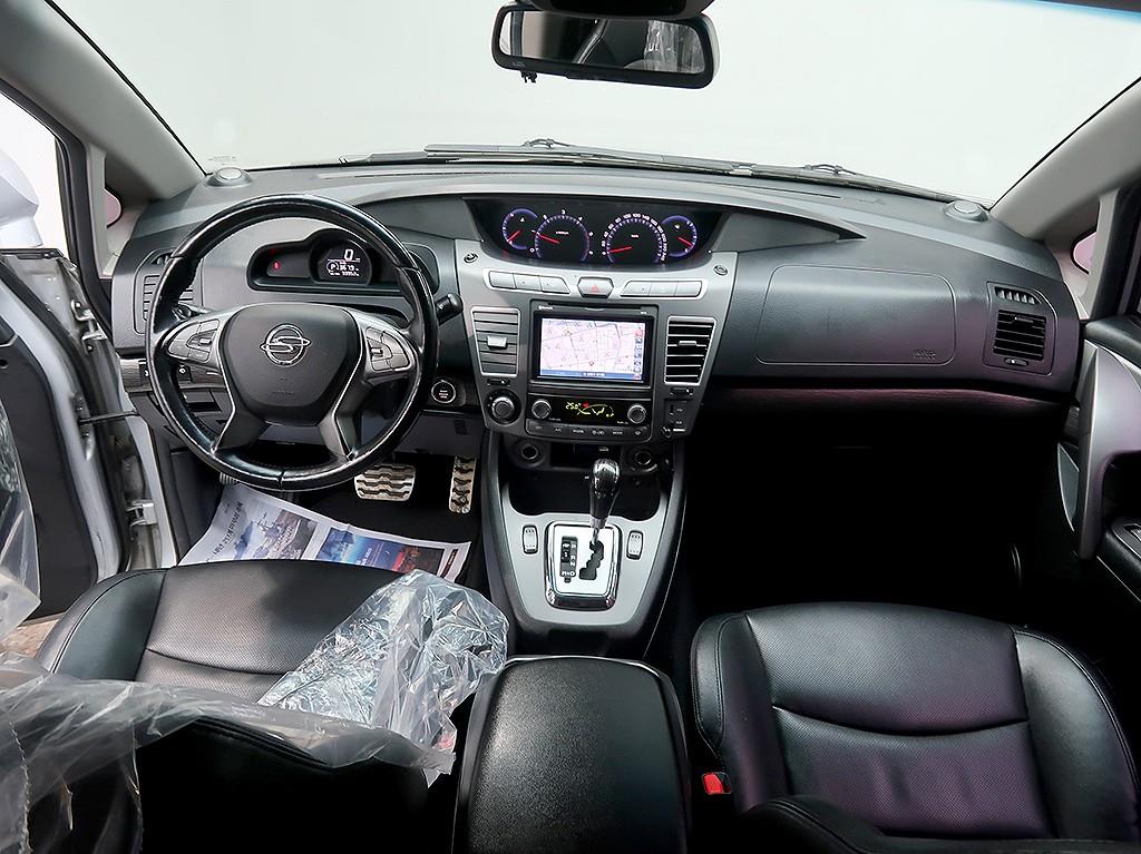 Ssangyong Korando - Vista 9