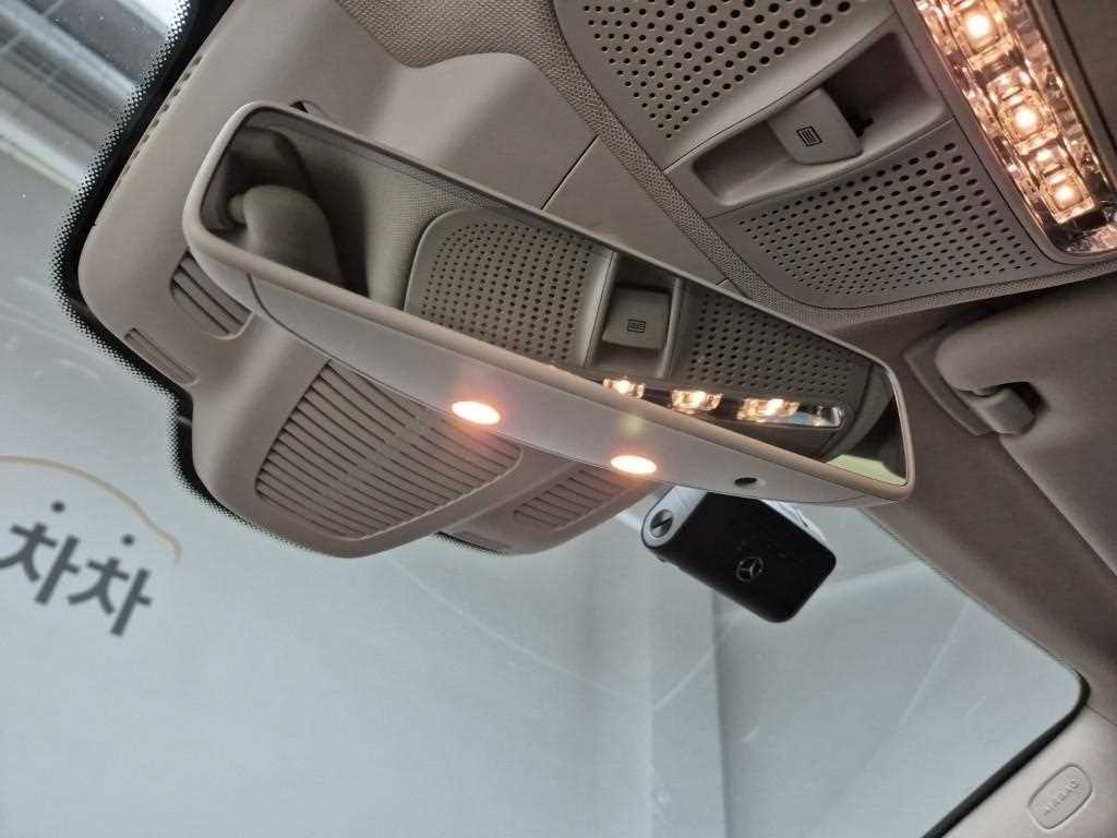 Mercedes Benz E class 2017 Plateado - Importación desde Corea - HF Imports Iquique - Foto 18