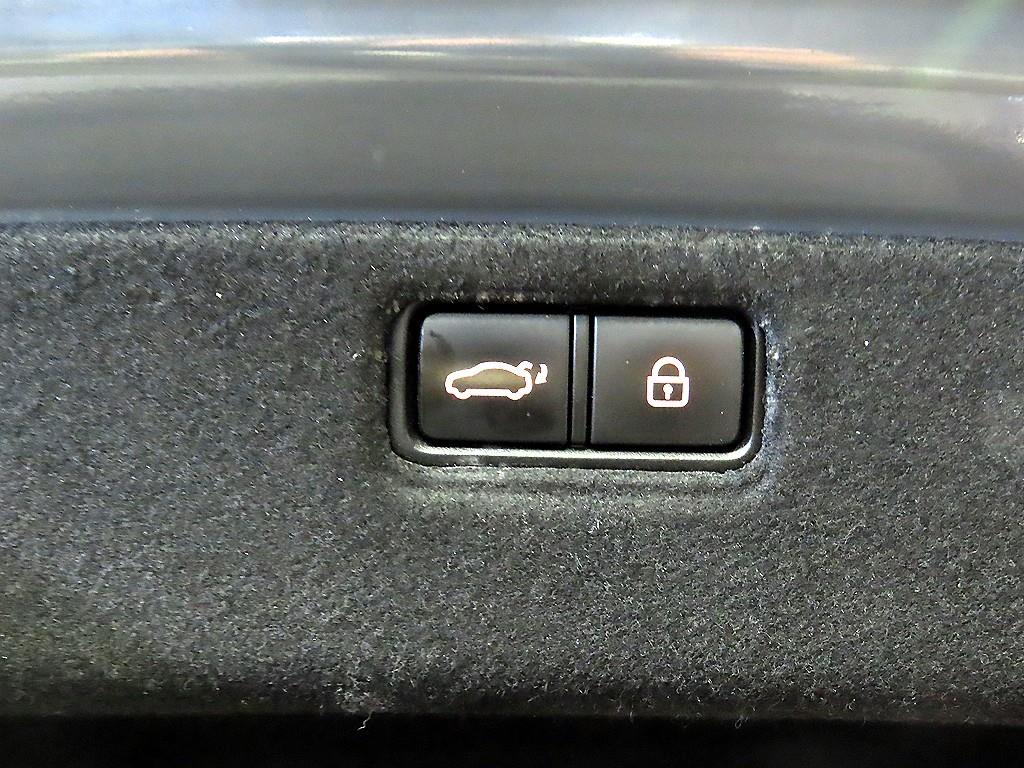 HYUNDAI Genesis 2016 Gris - Importación desde Corea - HF Imports Iquique - Foto 17