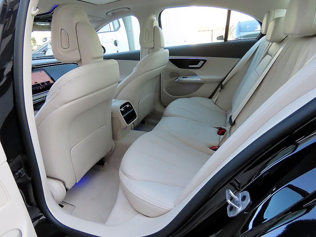 Mercedes Benz E class - Vista 6