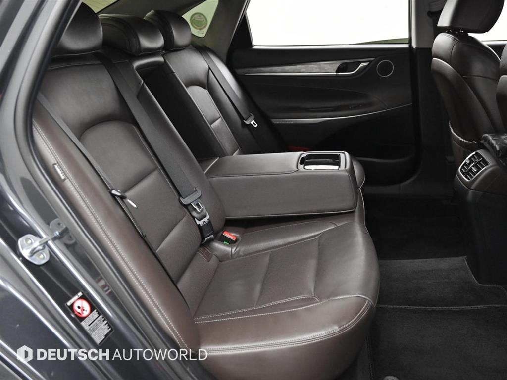 HYUNDAI Grandeur - Vista 12