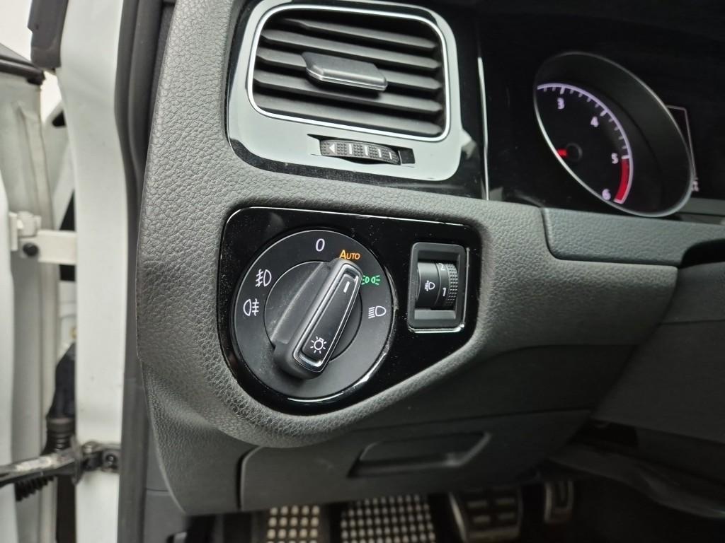 Volkswagen Golf 2014 Blanco - Importación desde Corea - HF Imports Iquique - Foto 16