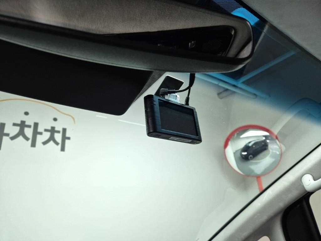 HYUNDAI Staria 2025 Negro - Importación desde Corea - HF Imports Iquique - Foto 16