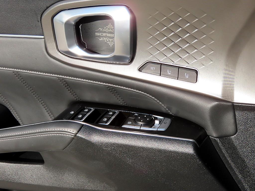 KIA Sorento - Vista 11