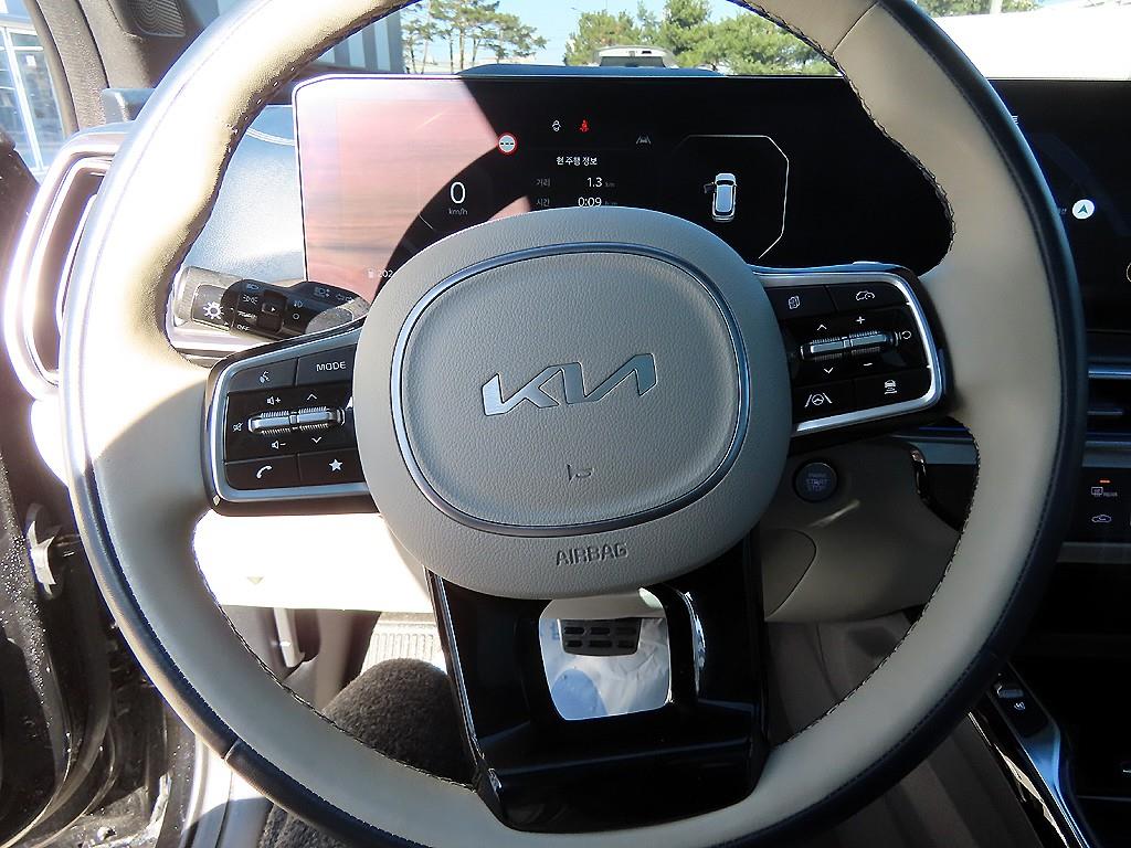 KIA Sorento - Vista 8