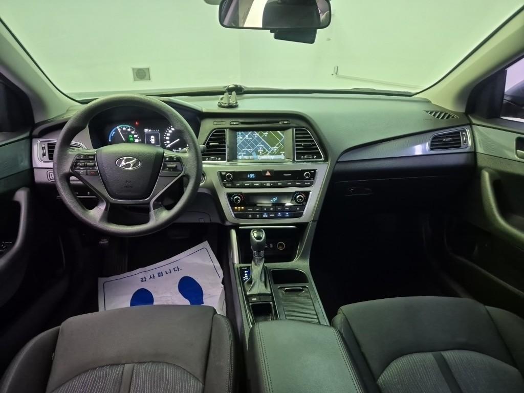 HYUNDAI Sonata - Vista 7