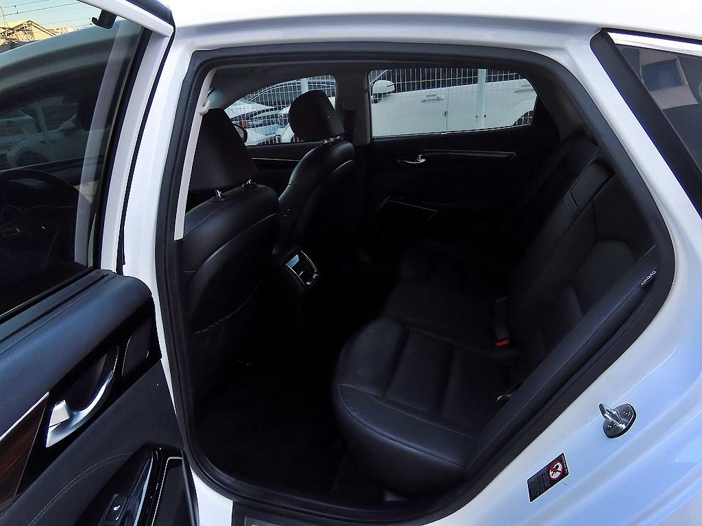 KIA K7 - Vista 6