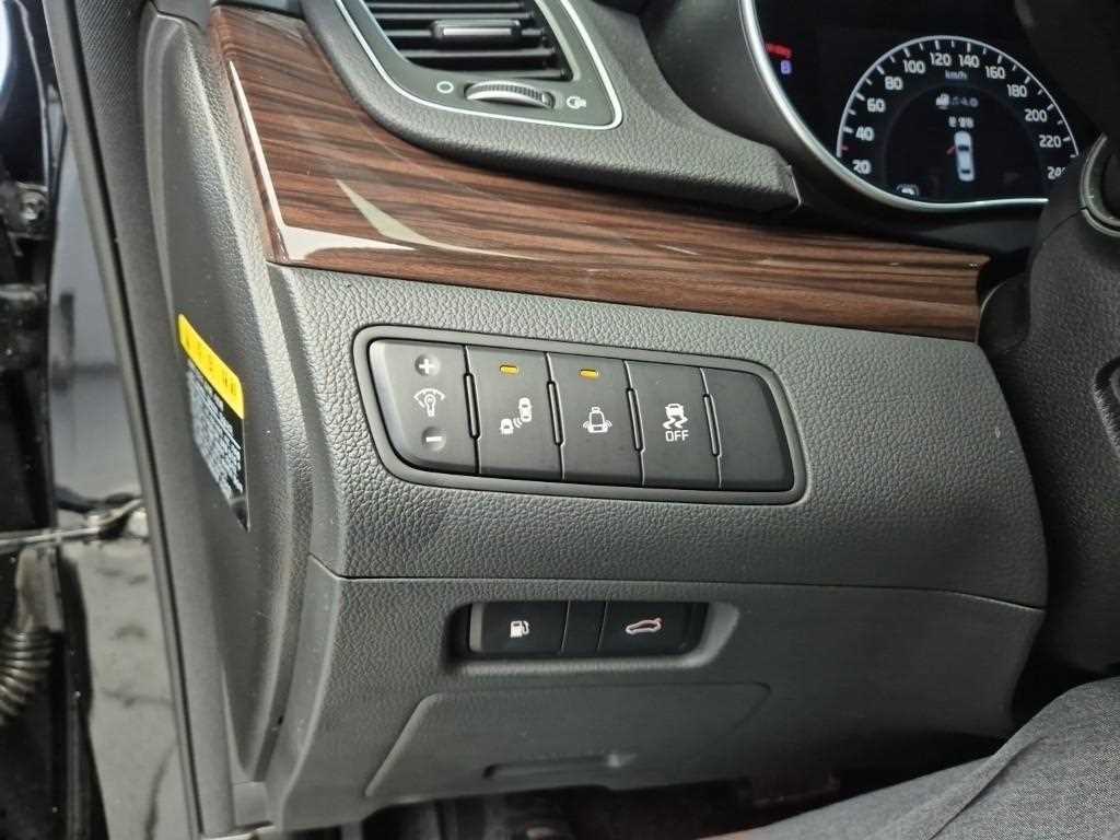 KIA K7 2015 Negro - Importación desde Corea - HF Imports Iquique - Foto 18