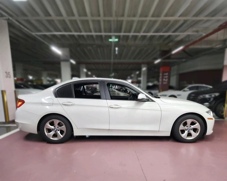 BMW 3 series - Vista 3