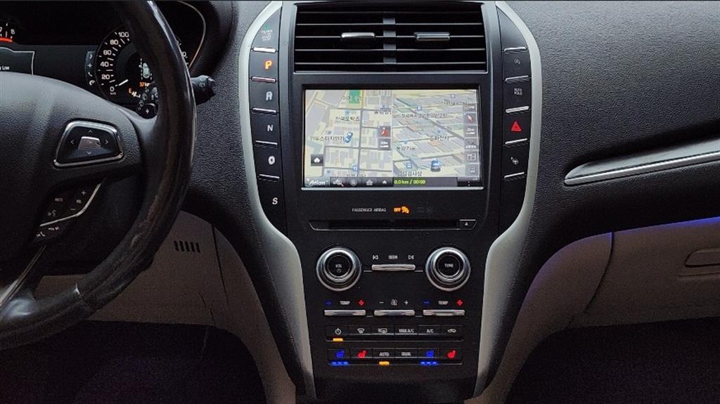 Lincoln MKC 2018 Blanco - Importación desde Corea - HF Imports Iquique - Foto 14