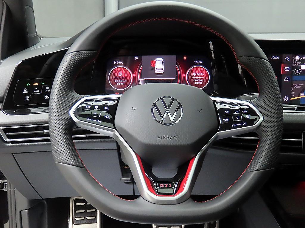 Volkswagen Golf - Vista 9