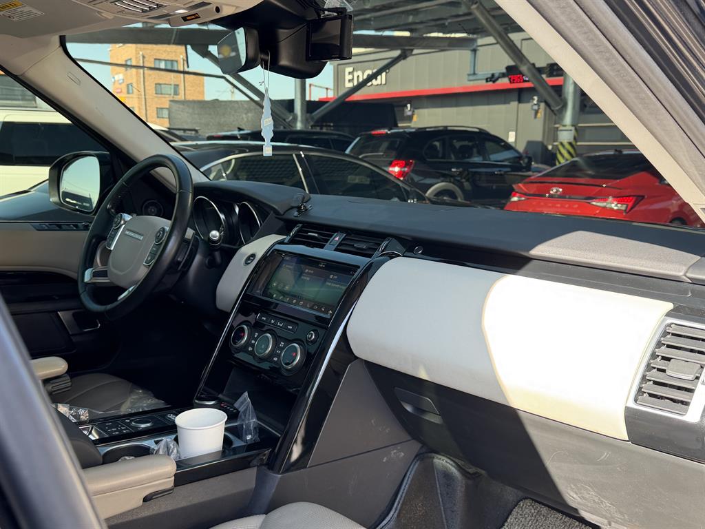 Land Rover Discovery - Vista 11