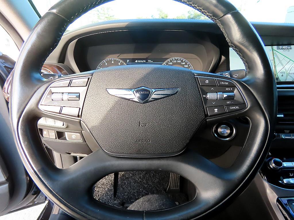 Genesis EQ900 - Vista 8