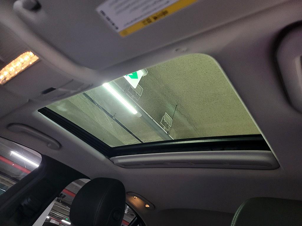 Mercedes Benz E class 2017 Blanco - Importación desde Corea - HF Imports Iquique - Foto 17