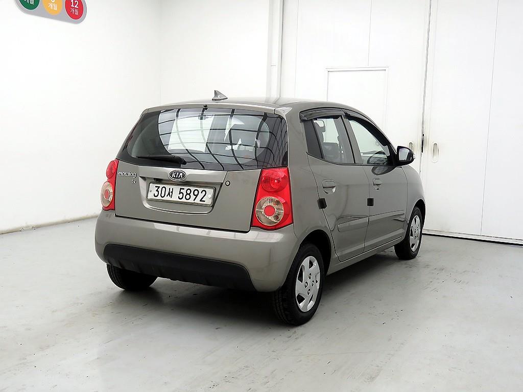 KIA Morning - Vista 4