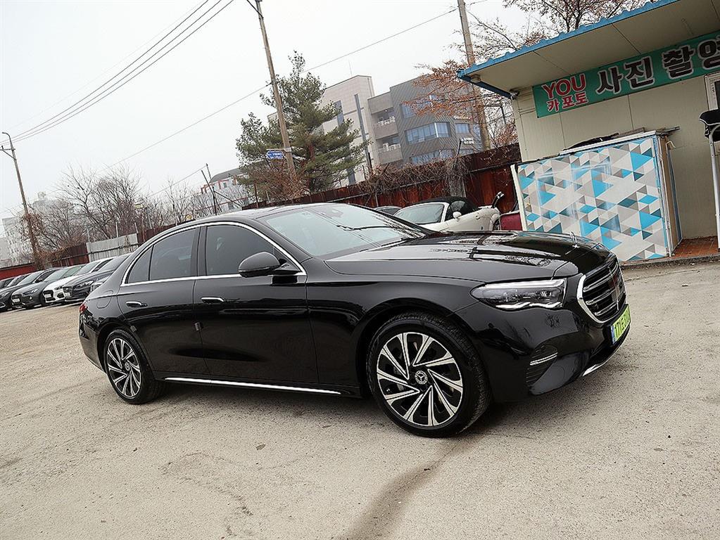 Mercedes Benz E class 2025 Negro - Importación desde Corea - HF Imports Iquique - Foto 20