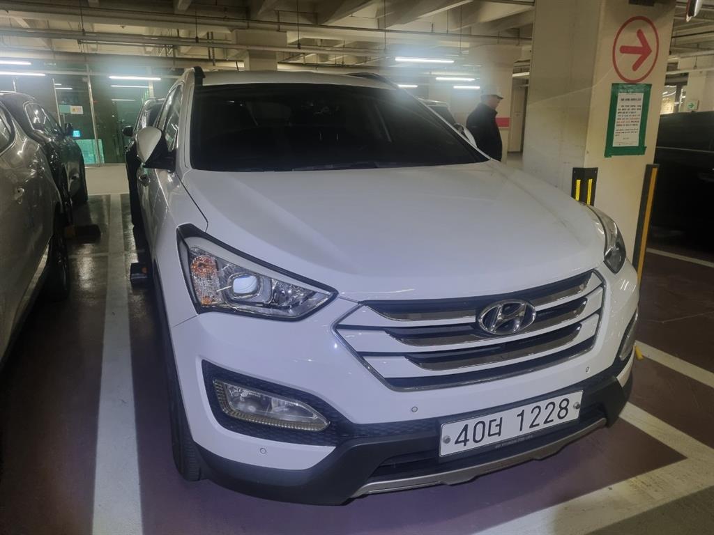 HYUNDAI Santa Fe 2013 Blanco - Importación desde Corea - HF Imports Iquique - Foto 1