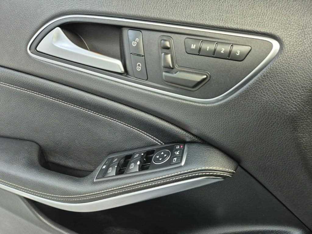 Mercedes Benz GLA Class 2016 Blanco - Importación desde Corea - HF Imports Iquique - Foto 19