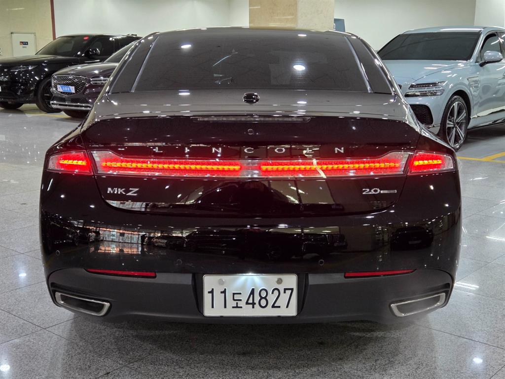 Lincoln MKZ - Vista 4