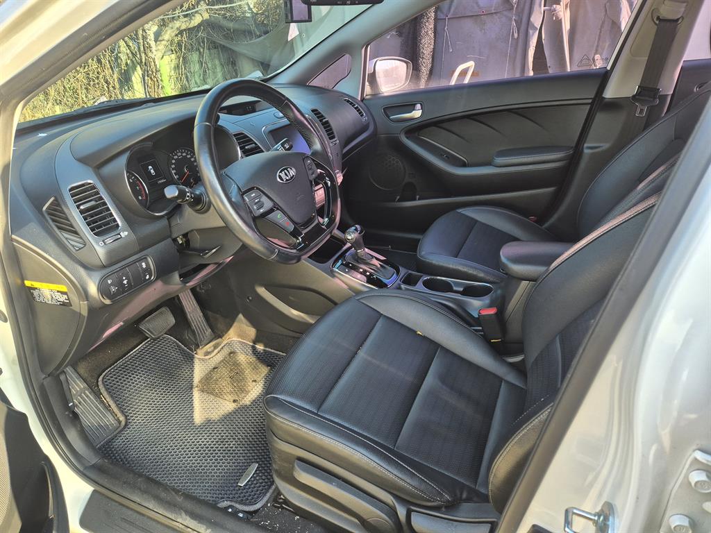 KIA K3 2016 Blanco - Importación desde Corea - HF Imports Iquique - Foto 15