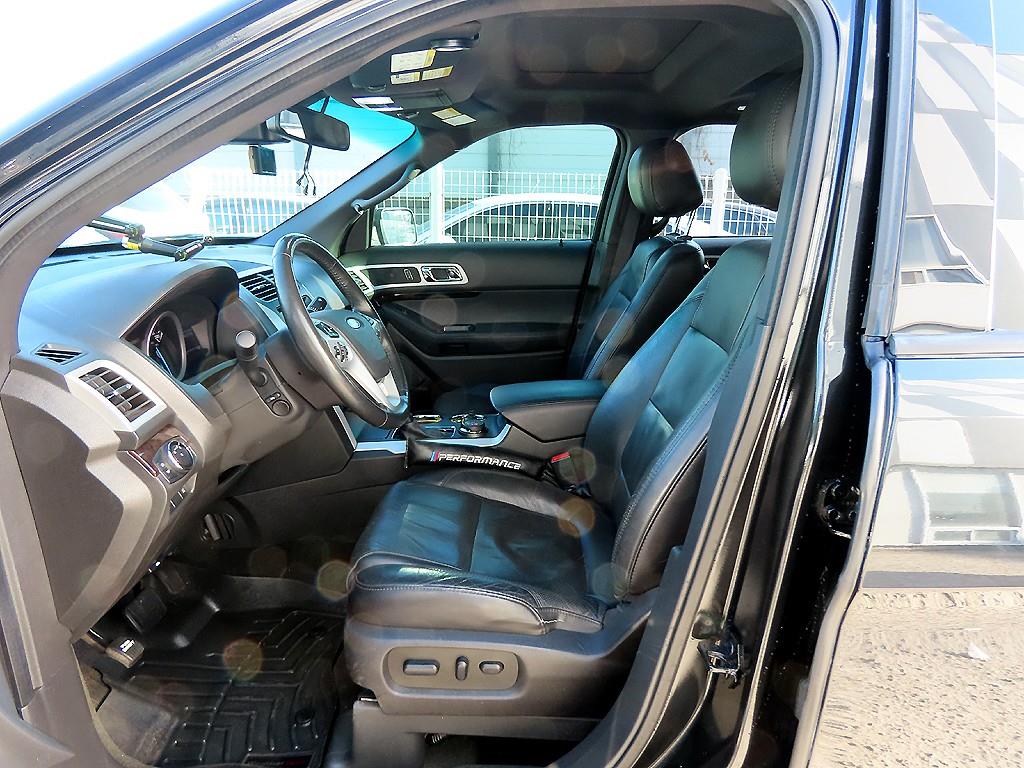 Ford Explorer - Vista 5