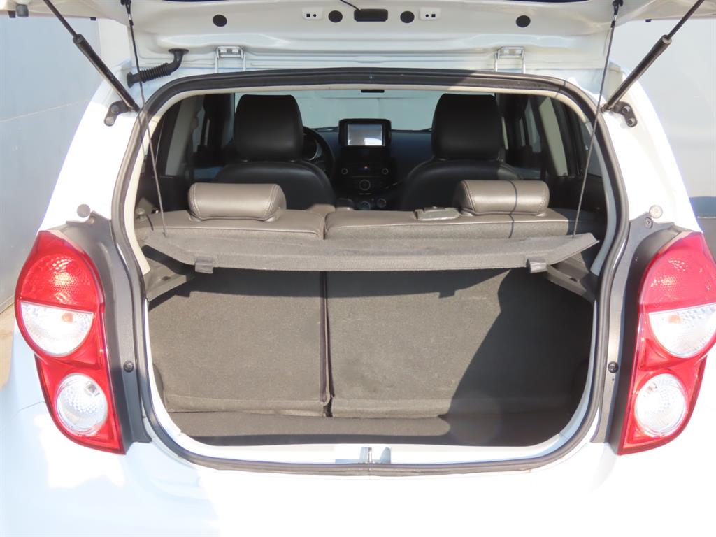 Chevrolet Spark - Vista 9