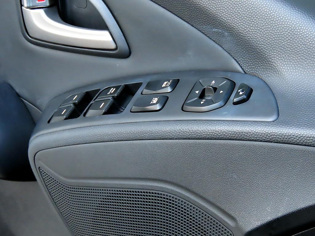 HYUNDAI Tucson - Vista 11