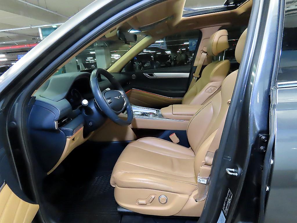 Genesis GV80 - Vista 6