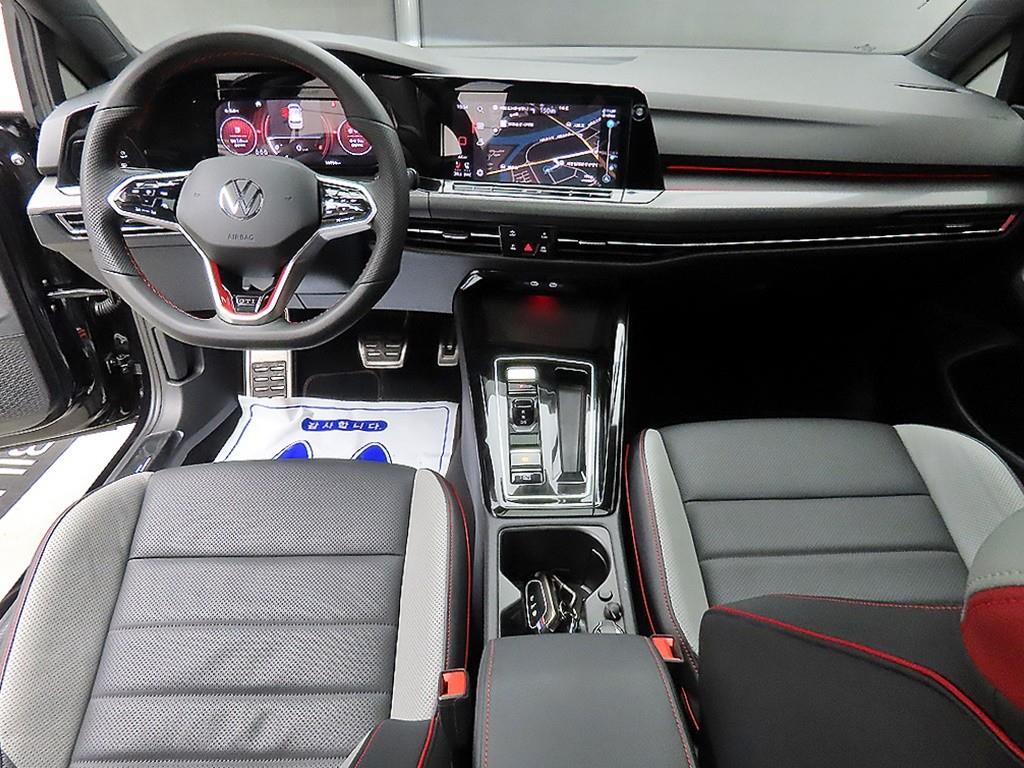 Volkswagen Golf - Vista 7