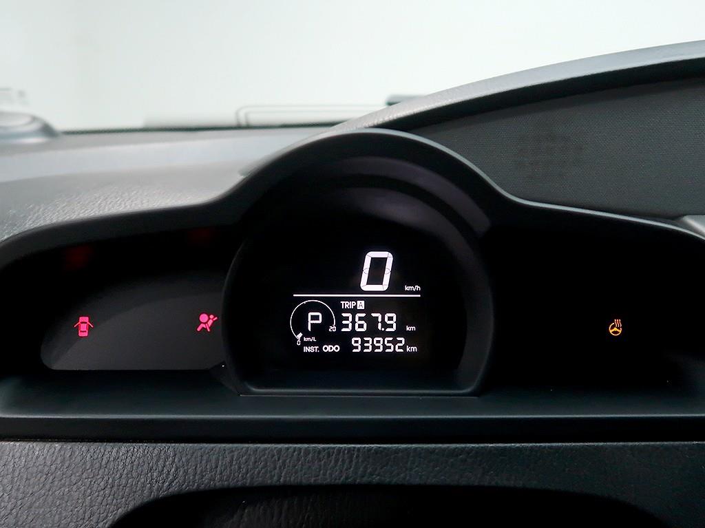 Ssangyong Korando - Vista 11