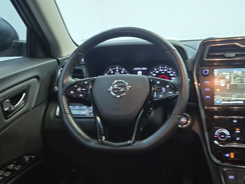 Ssangyong Tivoli - Vista 8