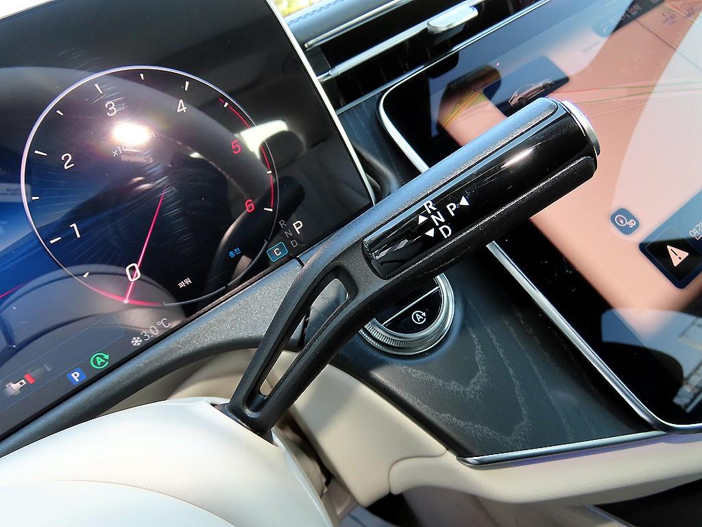 Mercedes Benz E class - Vista 10