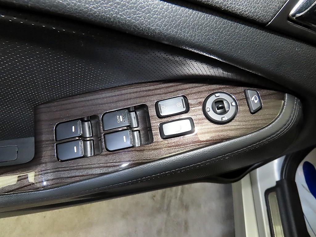 KIA K5 2011 Gris - Importación desde Corea - HF Imports Iquique - Foto 13